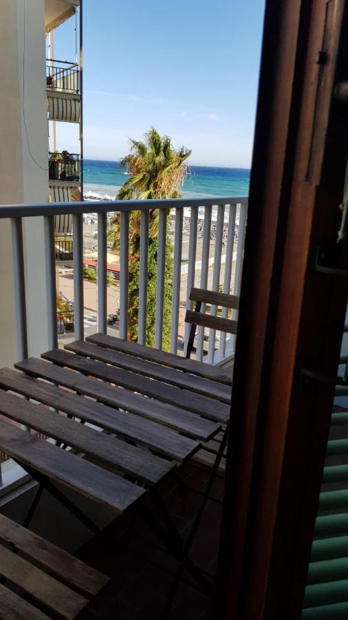 דירות ונטימיגליה Casalmare Sabina מראה חיצוני תמונה