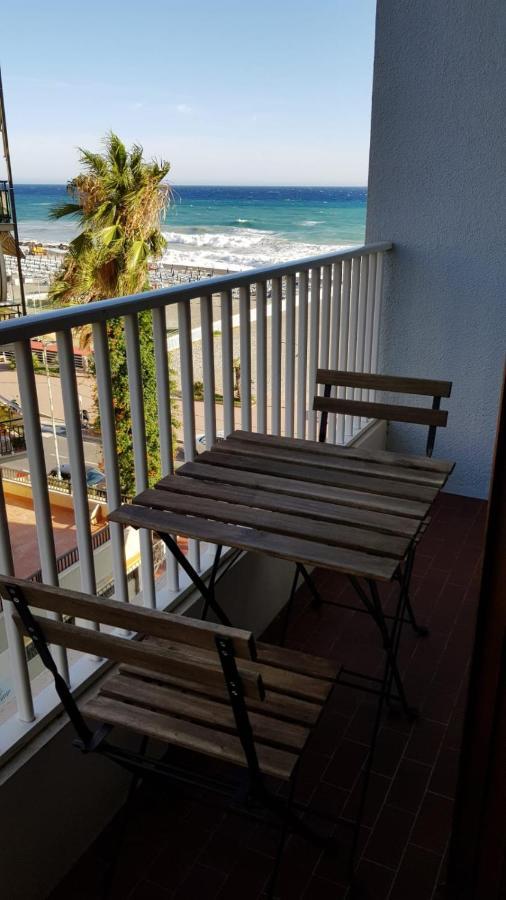 דירות ונטימיגליה Casalmare Sabina מראה חיצוני תמונה